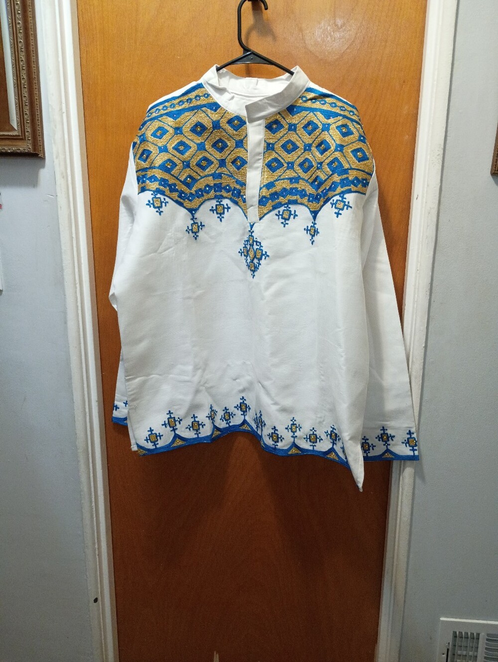 Heshka  Embroiderd  Collarless Shirt with Blue & Gold Pattern